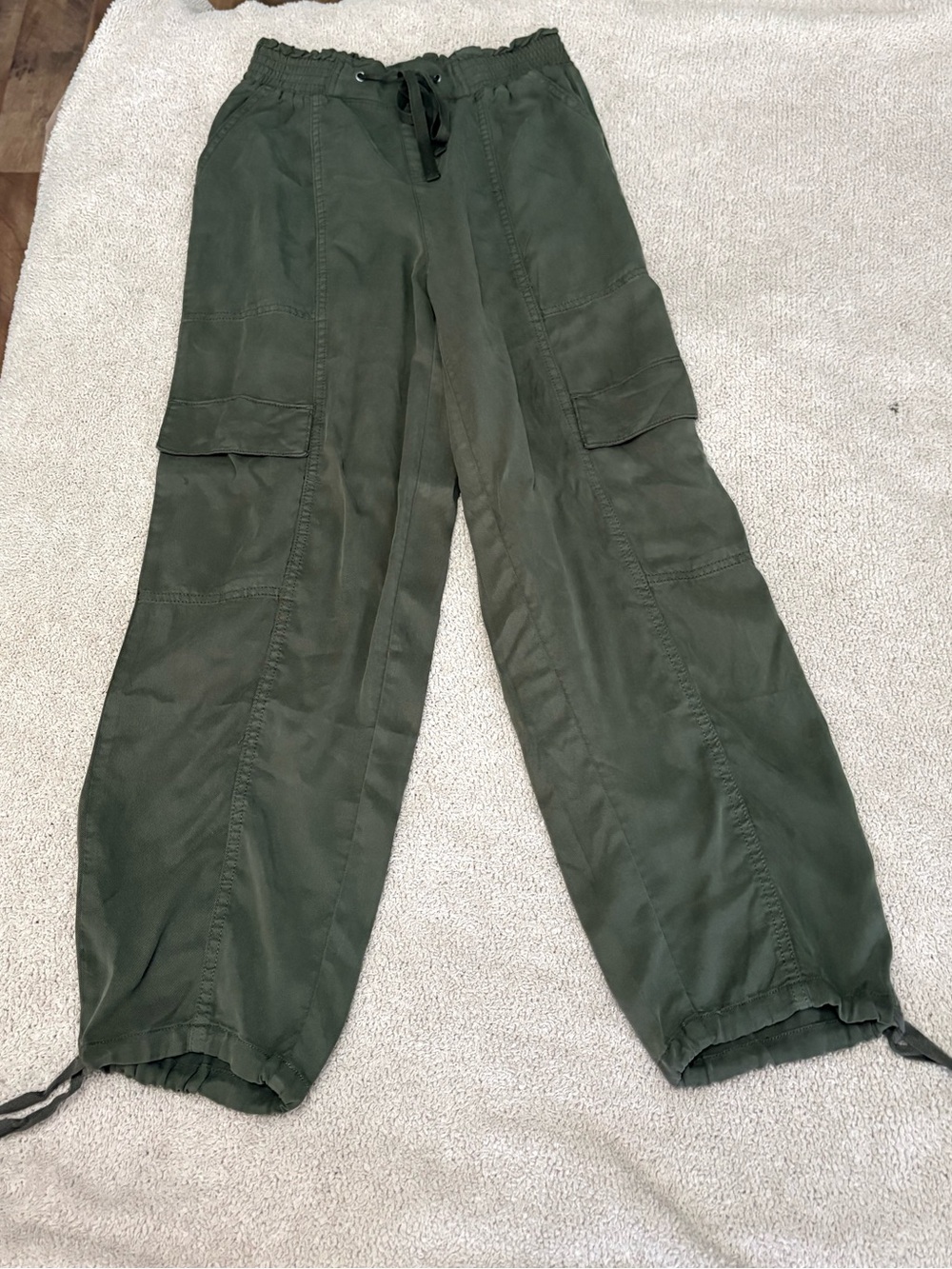 Time and Tru Olive Green Cargo Joggers